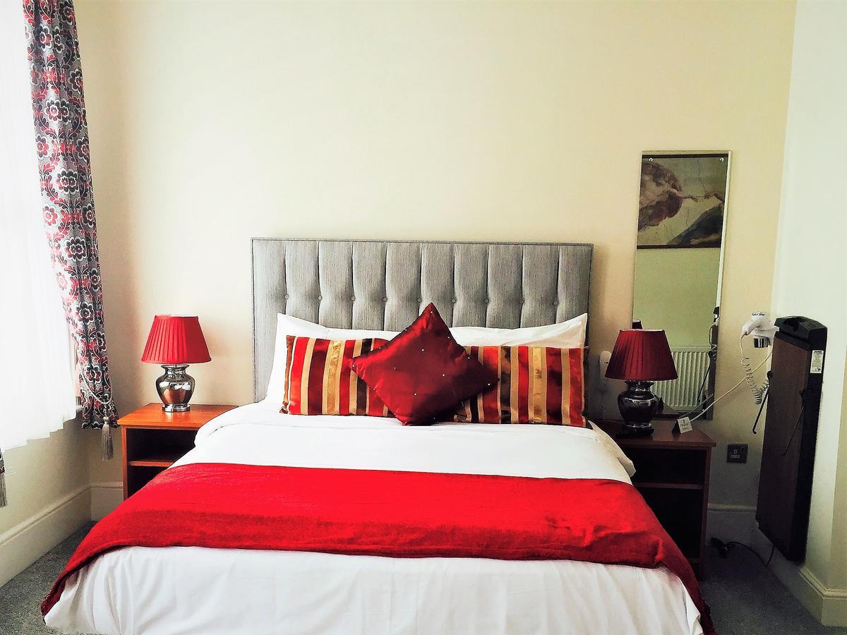 Ilfracombe House Hotel - Near Cliffs Pavilion Southend-on-Sea Dış mekan fotoğraf